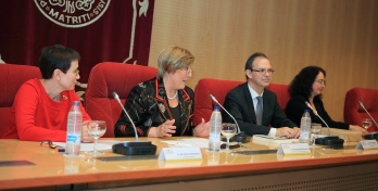 mesaredonda-comillas